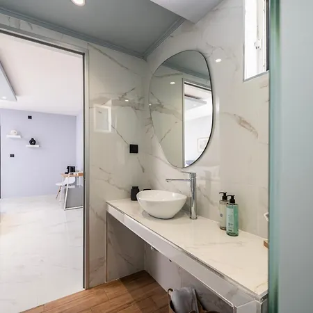 Avra העיירה קוס