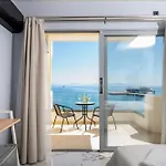Apartament Avra