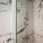 Apartament Avra *