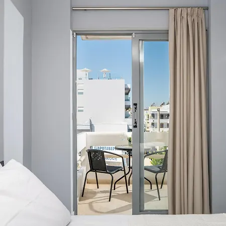 Apartman Avra *